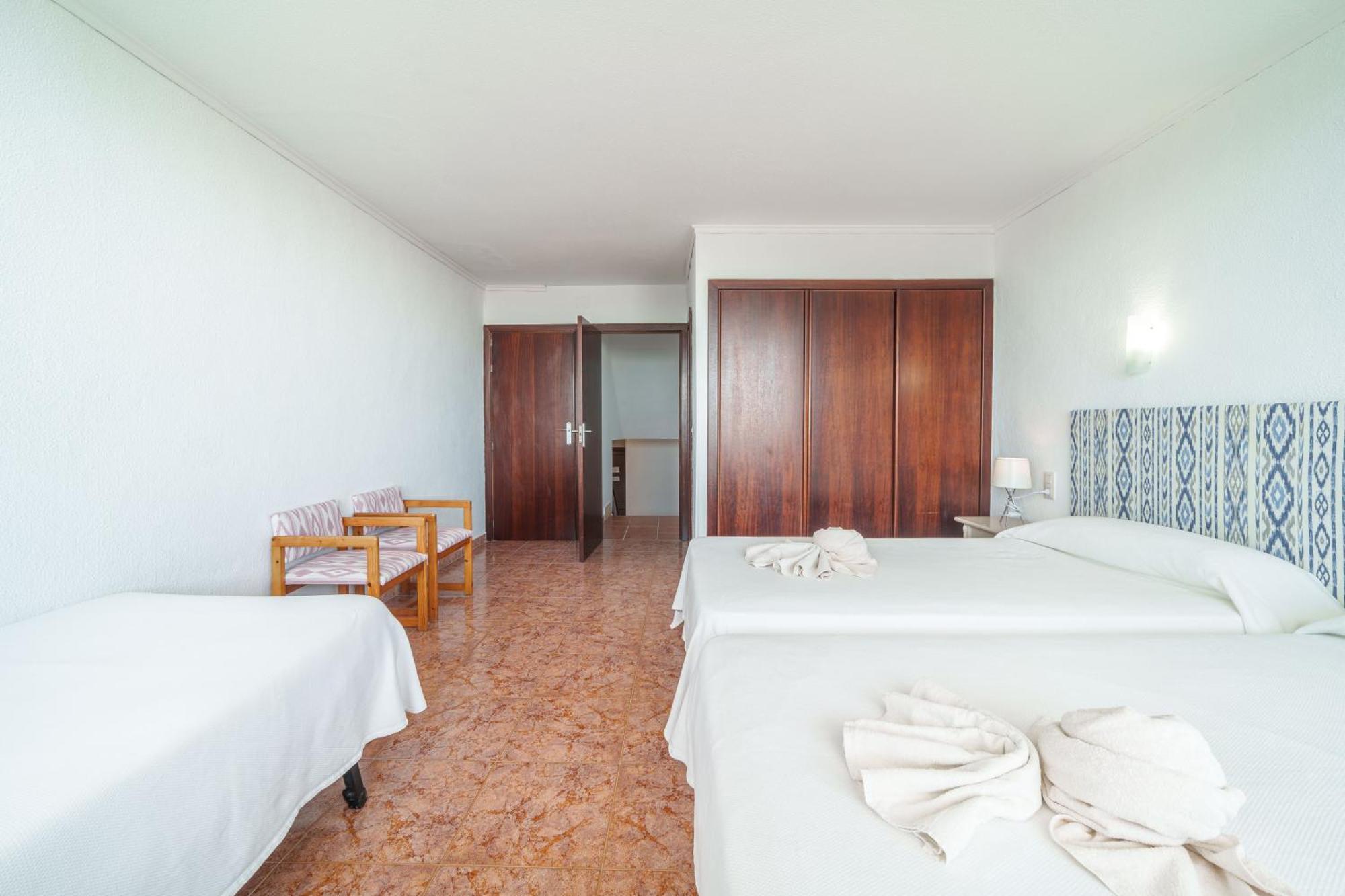 Apartment The Shell Ii, Beach Views And Pool Alcúdia Kültér fotó