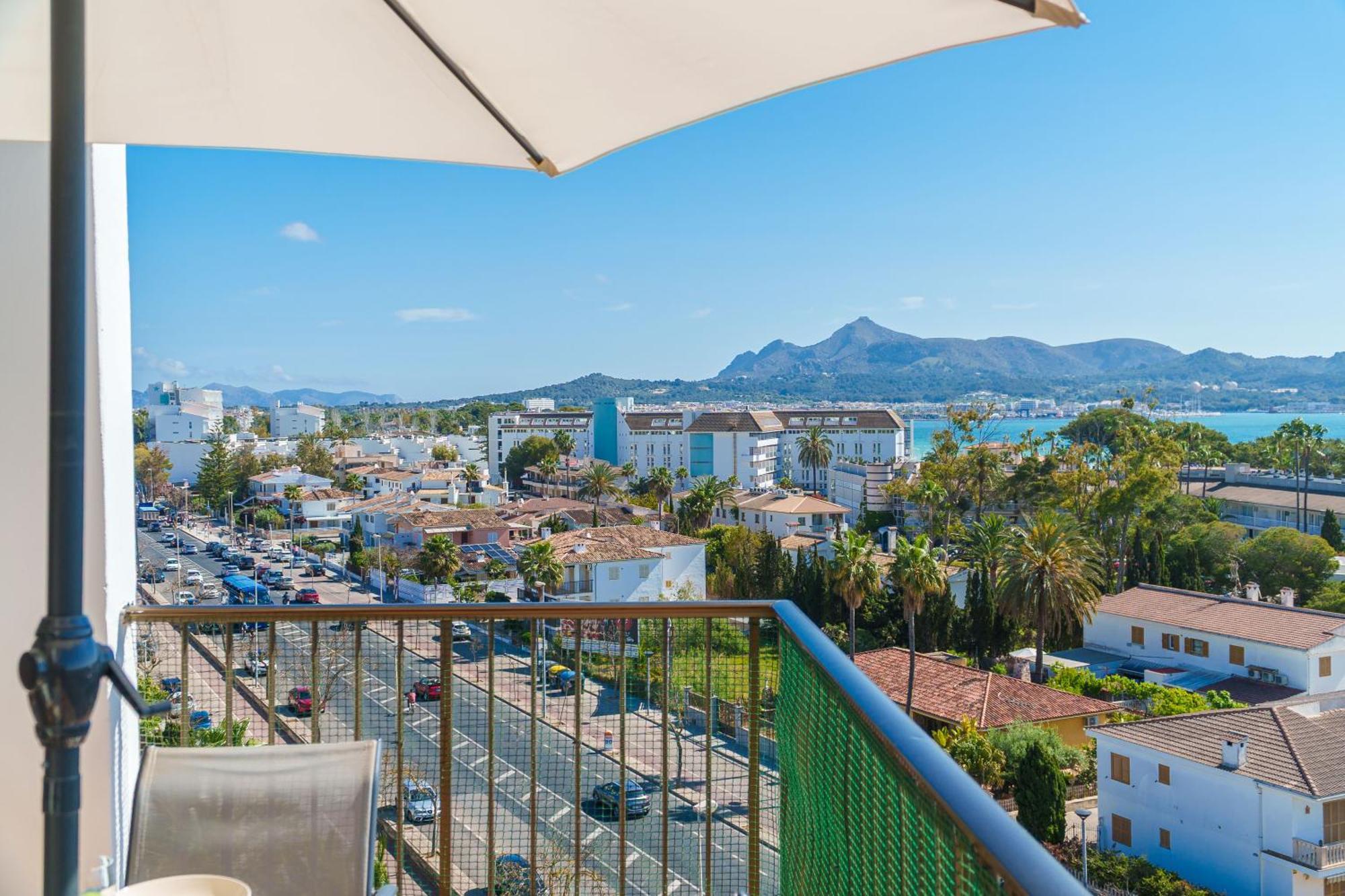 Apartment The Shell Ii, Beach Views And Pool Alcúdia Kültér fotó